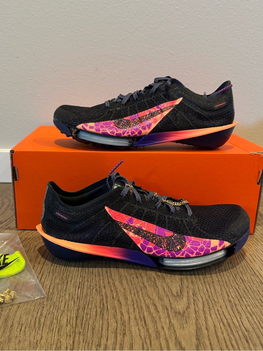 Nike Victory 2 Glam Light Carbon Flash